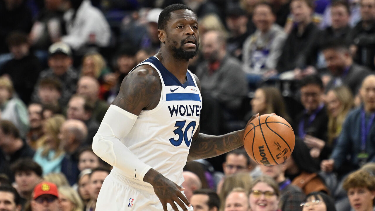 SALT LAKE CITY, UTAH - JANUARY 30: Julius Randle #30 of the Minnesota Timberwolves in action during the first half of a game against the Utah Jazz at Delta Center on January 30, 2025 in Salt Lake City, Utah.