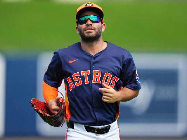 Astros plan for Altuve to play outfield in majority of games | theScore.com
