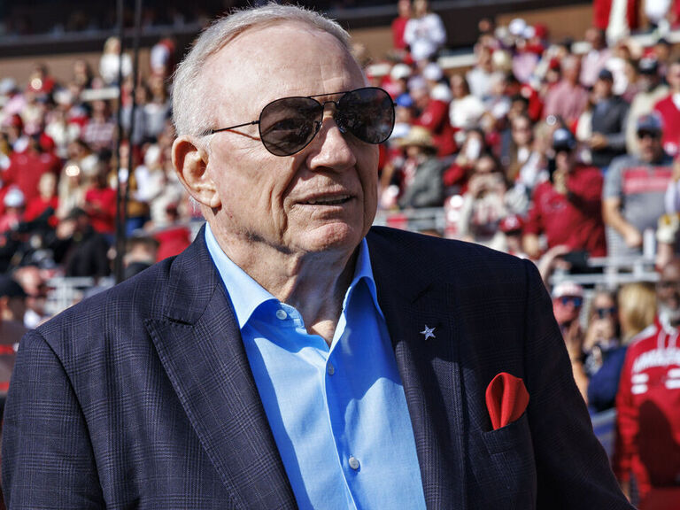Jerry Jones: Cowboys werden nicht versuchen, „Lücken bei Free Agents zu ...