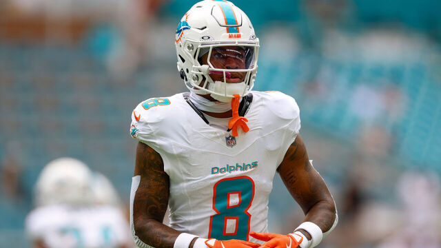 MIAMI GARDENS, FLORIDA - NOVEMBER 17: Jevon Holland #8 of the Miami Dolphins prior to a game against the Las Vegas Raiders at Hard Rock Stadium on November 17, 2024 in Miami Gardens, Florida.
