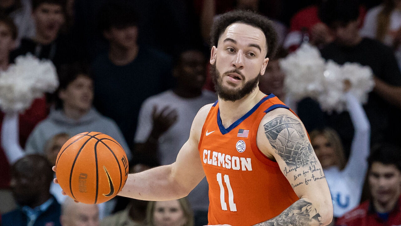 DALLAS, TX - FEBRUARY 22: Clemson Tigers guard Jaeden Zackery (#11) dribbles up court during the college basketball game between the SMU Mustangs and the Clemson Tigers on February 22, 2025, at Moody Coliseum in Dallas, TX.