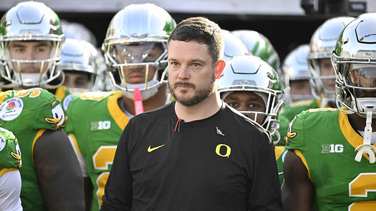 Pasadena, CA - January 01: Head Coach Dan Lanning of the Oregon Ducks enters the field prior to the 111th Rose Bowl CFP quarterfinal playoff football game between the Oregon Ducks and the Ohio State Buckeyes in Pasadena on Wednesday, January 1, 2025.