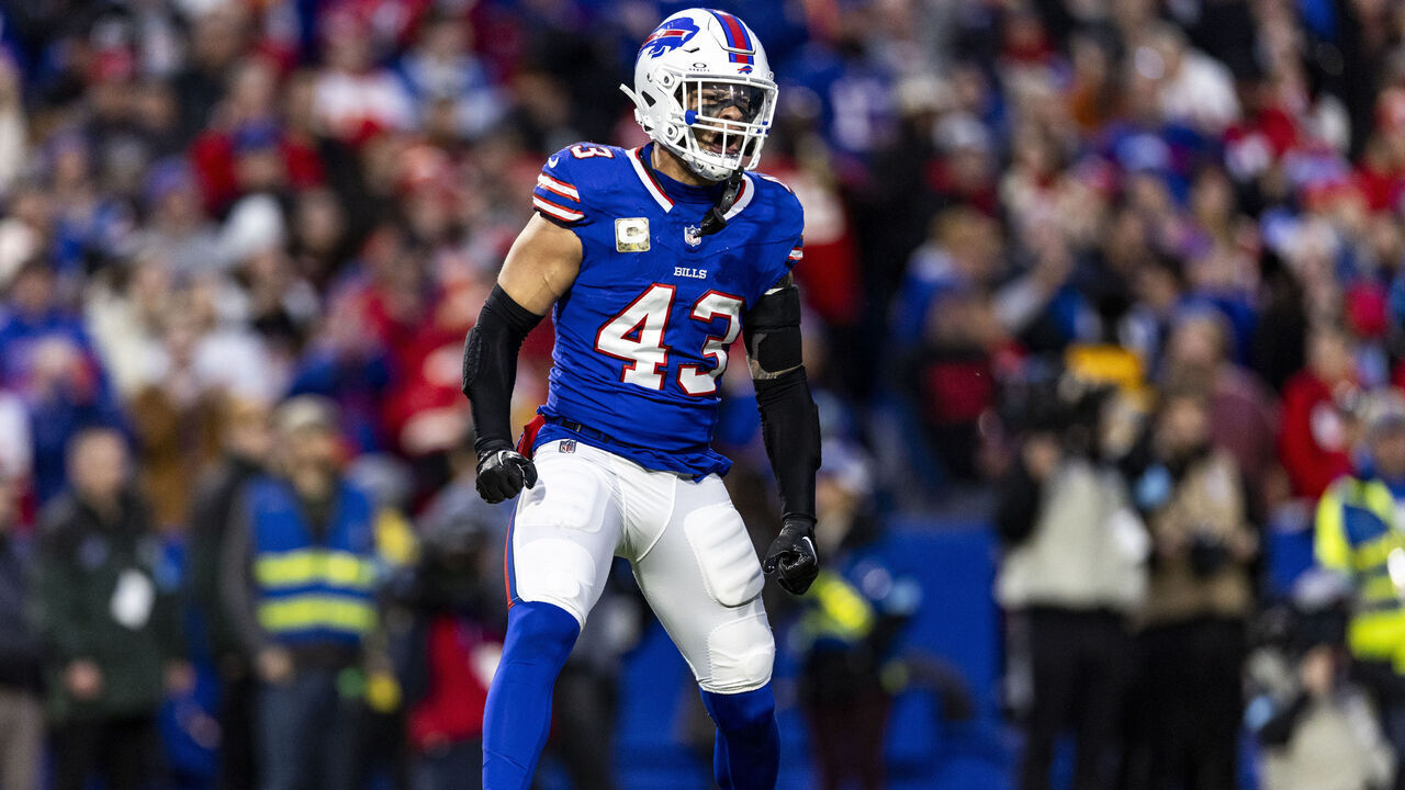 ORCHARD PARK, NEW YORK - NOVEMBER 17: Terrel Bernard #43 of the Buffalo Bills celebrates after sacking Patrick Mahomes #15 of the Kansas City Chiefs in the first quarter of the game at Highmark Stadium on November 17, 2024 in Orchard Park, New York. The Bills beat the Chiefs 30-21.