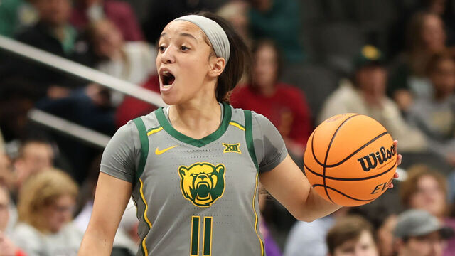 KANSAS CITY, MO - MARCH 08: Baylor Lady Bears guard Jada Walker (11) calls out a play in the first quarter of a women's Big 12 tournament quarterfinal game between the Iowa State Cyclones and Baylor Lady Bears on March 7, 2025 at T-Mobile Center in Kansas City, MO.