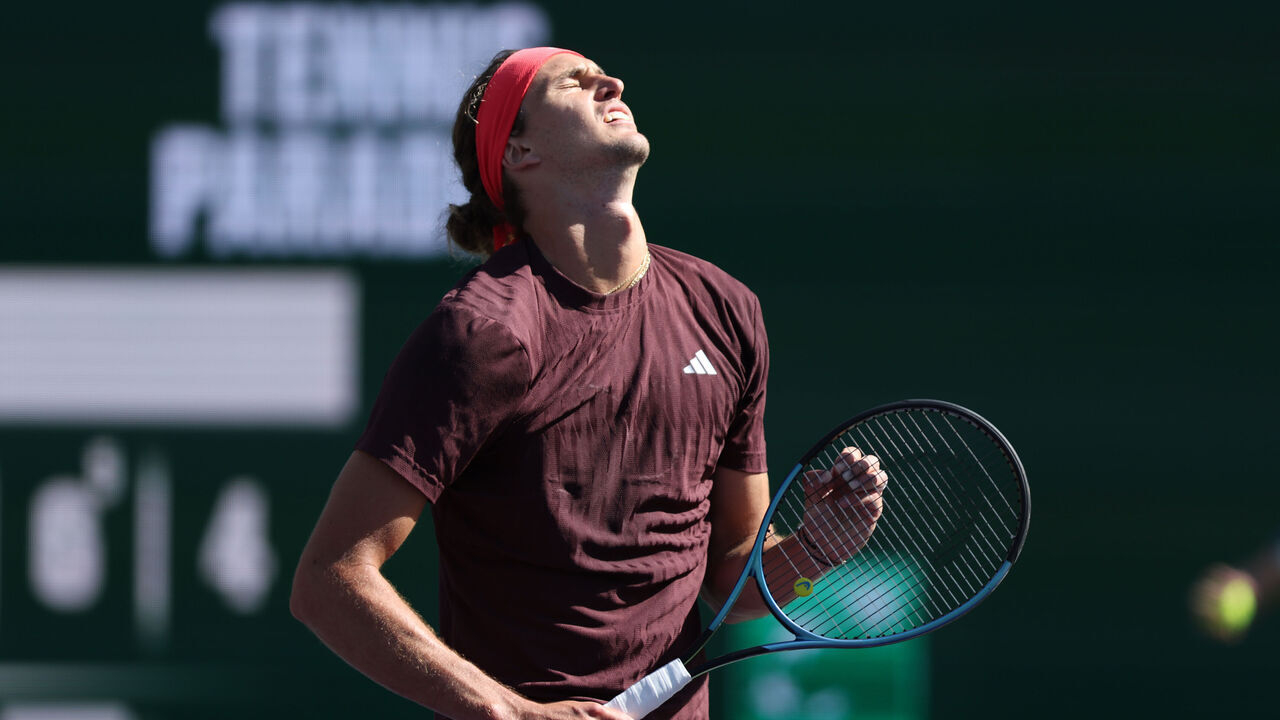 INDIAN WELLS, CALIFORNIA - MARCH 07: Alexander Zverev of Germany reacts against Tallon Griekspoor of the Netherlands during the second round of the BNP Paribas Open at Indian Wells Tennis Garden on March 07, 2025 in Indian Wells, California.
