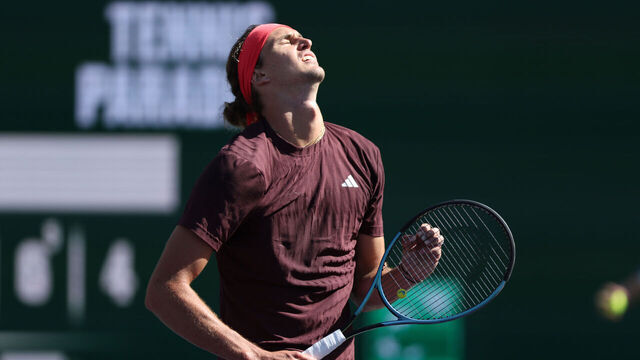 INDIAN WELLS, CALIFORNIA - MARCH 07: Alexander Zverev of Germany reacts against Tallon Griekspoor of the Netherlands during the second round of the BNP Paribas Open at Indian Wells Tennis Garden on March 07, 2025 in Indian Wells, California.