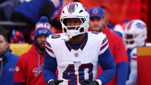 KANSAS CITY, MO - JANUARY 26: Buffalo Bills linebacker Von Miller (40) before the AFC Championship game between the Buffalo Bills and Kansas City Chiefs on January 26, 2025 at GEHA Field at Arrowhead Stadium in Kansas City, MO.