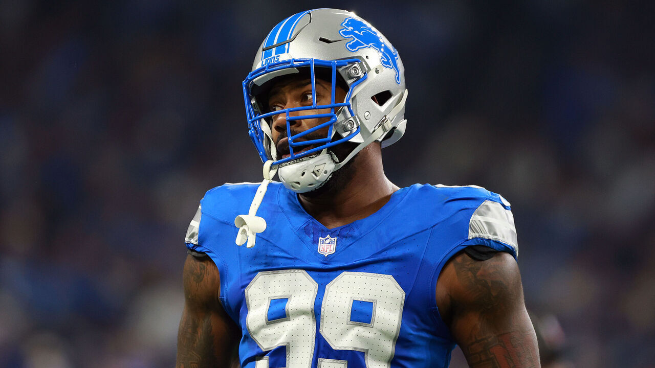 DETROIT,MICHIGAN-JANUARY 18: Defensive end Za'Darius Smith (99) of the Detroit Lions walks on the field during an NFL Divisional Round game between the Detroit Lions and the Washington Commanders in Detroit, Michigan USA, on Saturday, January 18, 2025.