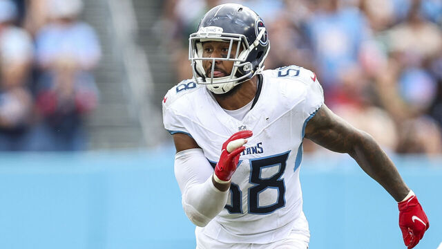 NASHVILLE, TN - SEPTEMBER 15: Harold Landry III #58 of the Tennessee Titans rushes the passer during an NFL football game against the New York Jets at Nissan Stadium on September 15, 2024 in Nashville, TN.