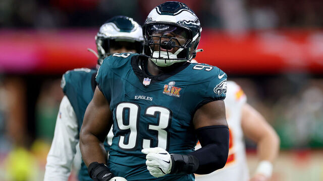 NEW ORLEANS, LOUISIANA - FEBRUARY 09: Milton Williams #93 of the Philadelphia Eagles celebrates after making a sack in the second quarter against the Kansas City Chiefs during Super Bowl LIX at Caesars Superdome on February 09, 2025 in New Orleans, Louisiana.