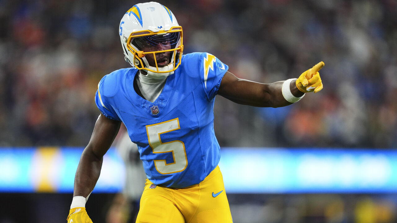 INGLEWOOD, CA - DECEMBER 19: Joshua Palmer #5 of the Los Angeles Chargers lines up before the snap during an NFL football game against the Denver Broncos at SoFi Stadium on December 19, 2024 in Inglewood, California.