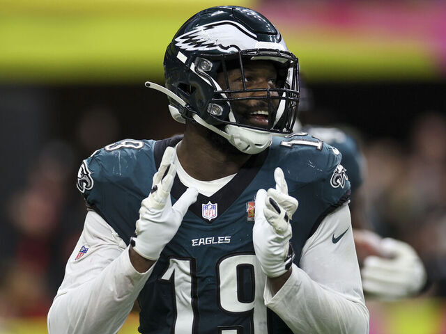 NEW ORLEANS, LOUISIANA - FEBRUARY 09: Josh Sweat #19 of the Philadelphia Eagles reacts to a turnover during Super Bowl LIX against the Kansas City Chiefs at Caesars Superdome on February 09, 2025 in New Orleans, Louisiana. The Eagles defeated the Chiefs 40-22. (Kara Durrette/Getty Images)