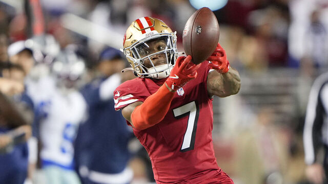 SANTA CLARA, CALIFORNIA - OCTOBER 27: Charvarius Ward #7 of the San Francisco 49ers reaching out for the ball and dropping what would have been an interception against the Dallas Cowboys during the fourth quarter of an NFL football game at Levi's Stadium on October 27, 2024 in Santa Clara, California.