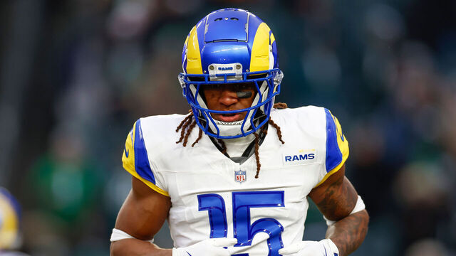 PHILADELPHIA, PENNSYLVANIA - JANUARY 19: Demarcus Robinson #15 of the Los Angeles Rams warms up on the field prior to the NFC Divisional Playoff game against the Philadelphia Eagles at Lincoln Financial Field on January 19, 2025 in Philadelphia, Pennsylvania.