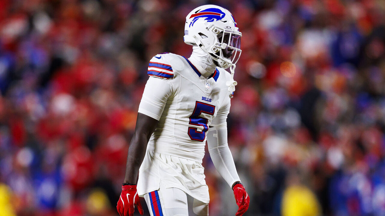 KANSAS CITY, MISSOURI - JANUARY 26: Cornerback Kaiir Elam #5 of the Buffalo Bills gets set during the first half of the AFC Championship game against the Kansas City Chiefs, at GEHA Field at Arrowhead Stadium on January 26, 2025 in Kansas City, Missouri.