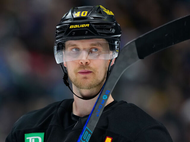 VANCOUVER, CANADA - MARCH 9: Elias Pettersson #40 of the Vancouver Canucks looks on during the first period of their NHL game against the Dallas Stars at Rogers Arena on March 9, 2025 in Vancouver, British Columbia, Canada.