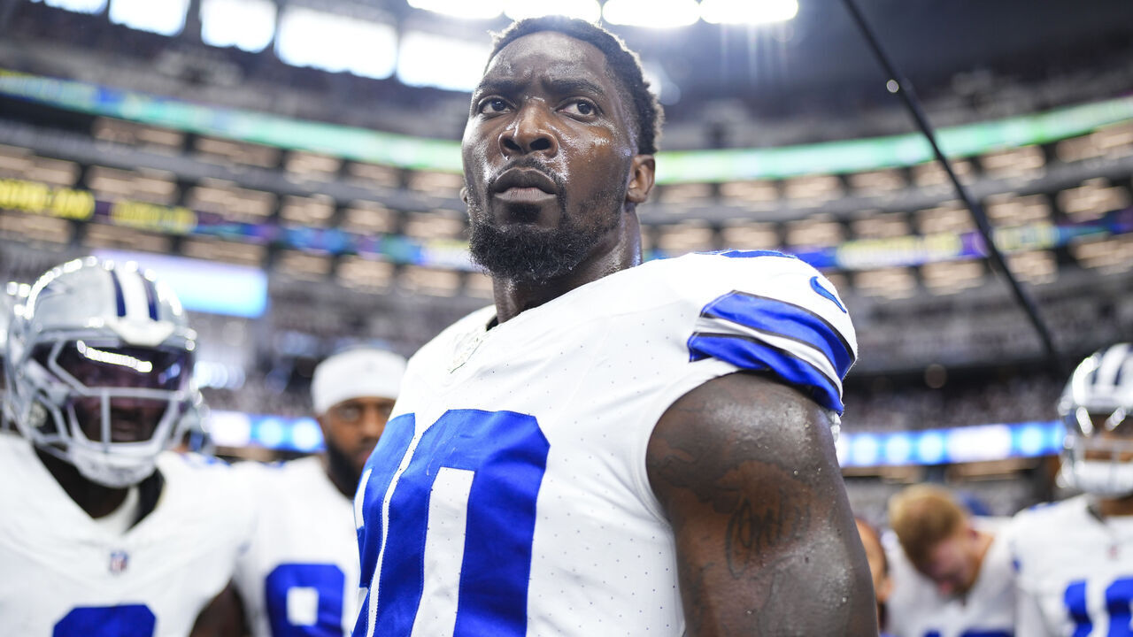 ARLINGTON, TX - SEPTEMBER 22: DeMarcus Lawrence #90 of the Dallas Cowboys leads a huddle prior to an NFL football game against the Baltimore Ravens at AT&T Stadium on September 22, 2024 in Arlington, Texas.