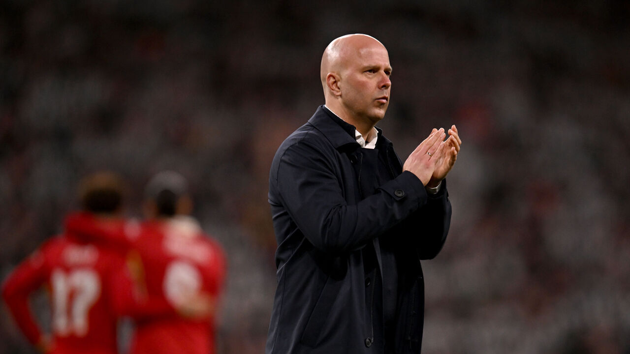 LONDON, ENGLAND - MARCH 16: (THE SUN OUT, THE SUN ON SUNDAY OUT) Arne Slot, Manger of Liverpool, acknowledges the fans after the Carabao Cup Final between Liverpool and Newcastle United at Wembley Stadium on March 16, 2025 in London, England.