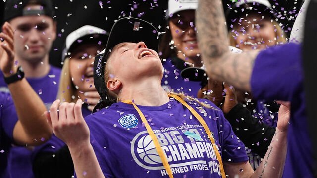 KANSAS CITY, MISSOURI - MARCH 9: Hailey Van Lith #10 of the TCU Horned Frogs celebrate with teammates after defeating the Baylor Lady Bears in the championship round of the womens Big 12 Championship at T-Mobile Center on March 9, 2025 in Kansas City, Missouri.