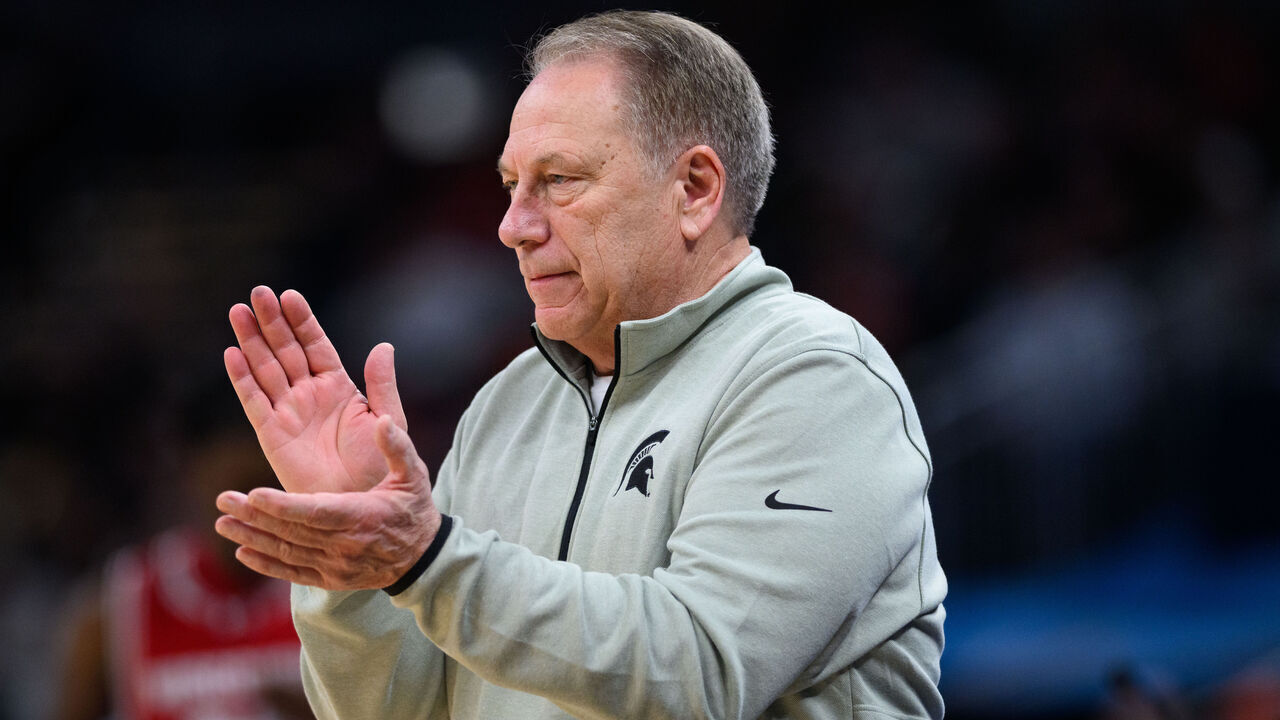 INDIANAPOLIS, IN - MARCH 15: Michigan State Spartans head coach Tom Izzo on the sidelines during the men's Big Ten tournament college basketball game between the Wisconsin Badgers and Michigan State Spartans on March 15, 2025, at Gainbridge Fieldhouse in Indianapolis, IN.
