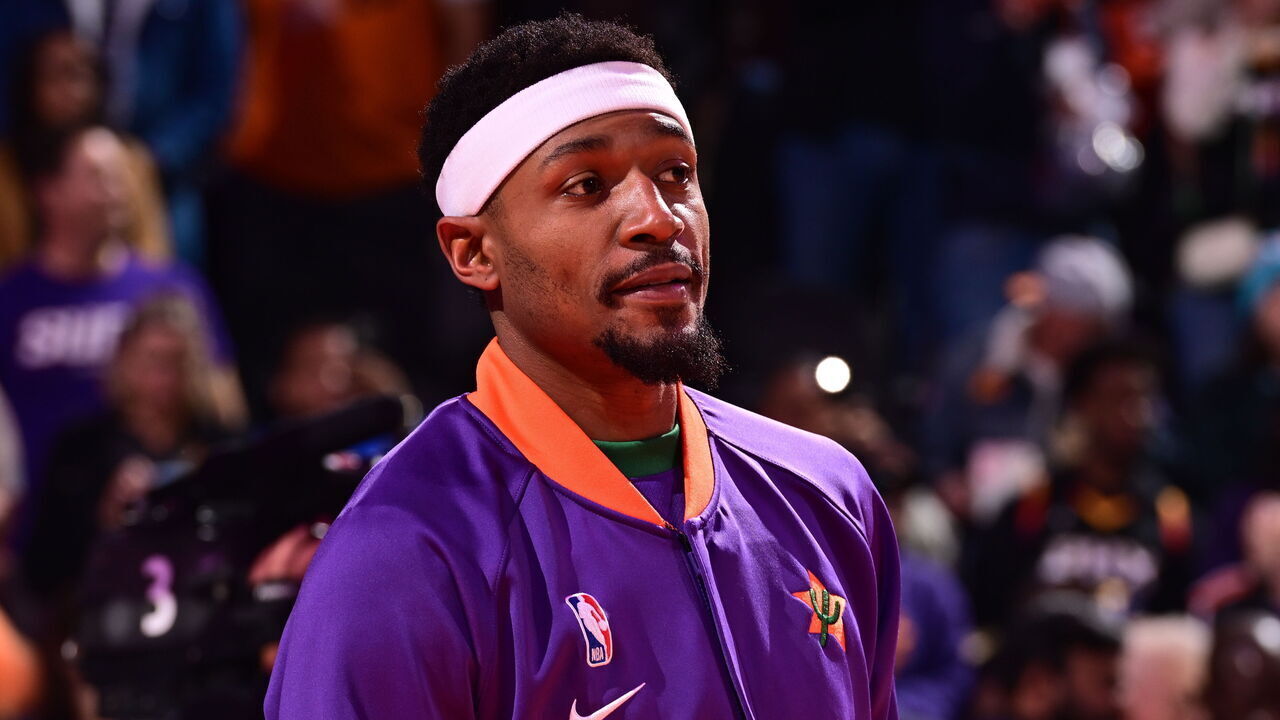PHOENIX, AZ - MARCH 14: Bradley Beal #3 of the Phoenix Suns looks on during the game against the Sacramento Kings on March 14, 2025 at Footprint Center in Phoenix, Arizona. Mandatory Copyright Notice: Copyright 2025 NBAE