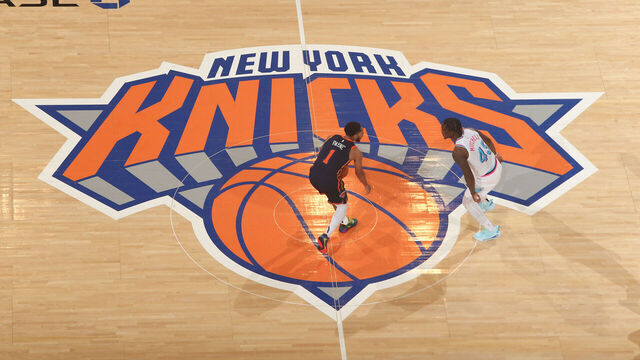 NEW YORK, NY - MARCH 17: Cameron Payne #1 of the New York Knicks handles the ball during the game against the Miami Heat on March 17, 2025 at Madison Square Garden in New York City, New York. Mandatory Copyright Notice: Copyright 2025 NBAE