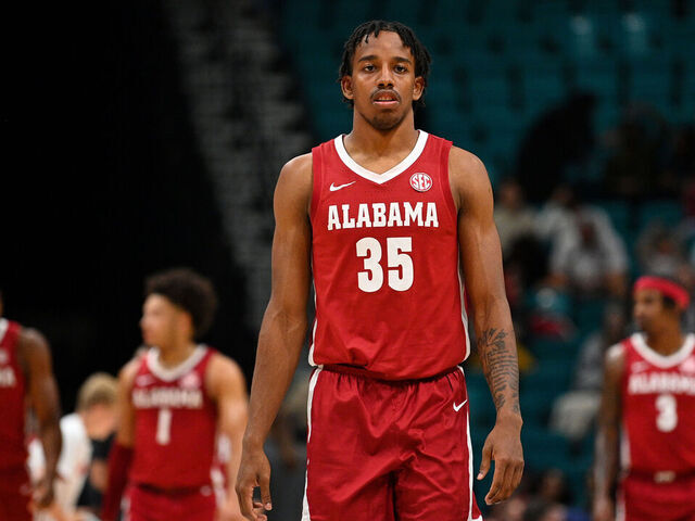 LAS VEGAS, NV - NOVEMBER 27: Alabama Crimson Tide forward Derrion Reid (35) looks on during the Players Era Festival college basketball game between Rutgers Scarlet Knights vs Alabama Crimson Tide on November 27, 2024 at MGM Grand Arena in Las Vegas, NV.