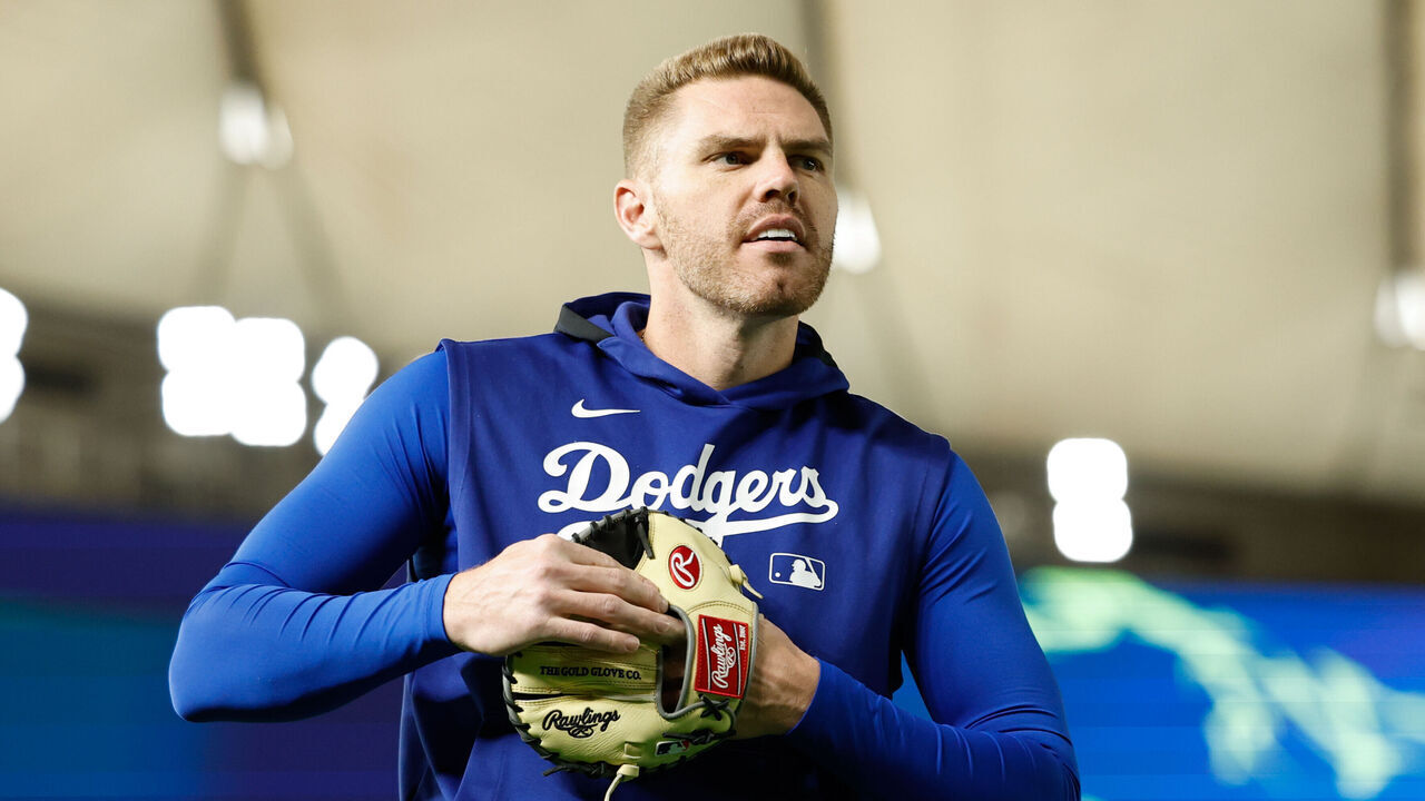 TOKYO, JAPAN - MARCH 18: Freddie Freeman #5 of the Los Angeles Dodgers warms up on the field prior to the game between the Los Angeles Dodgers and the Chicago Cubs at Tokyo Dome on Tuesday, March 18, 2025 in Tokyo, Japan.