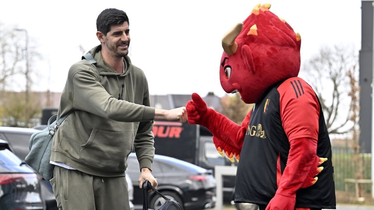 TUBIZE, BELGIUM - MARCH 17 : Courtois Thibaut goalkeeper of Belgium arrives at the training grounds of the Royal Belgian Football Association ahead of the UEFA Nations League play-offs matches against Ukraine on March 17, 2025 in Tubize, Belgium, 17/03/2025 ( Photo by Jan De Meuleneir / Photonews via Getty Images)