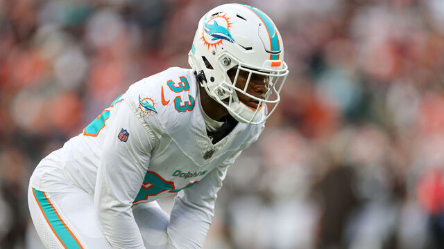 CLEVELAND, OH - DECEMBER 29: Miami Dolphins cornerback Siran Neal (33) at the line of scrimmage during the first quarter of the National Football League game between the Miami Dolphins and Cleveland Browns on December 29, 2024, at Huntington Bank Field in Cleveland, OH.