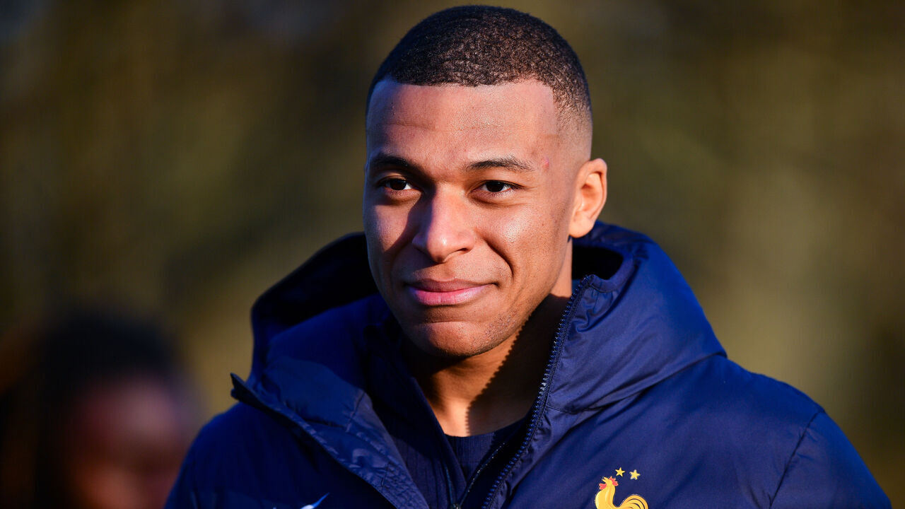 CLAIREFONTAINE-EN-YVELINES, FRANCE - MARCH 17: Kylian Mbappe of France arrives at the French national team training session part of a preparation for upcoming Nations League Football matches at Centre National du Football on March 17, 2025 in Clairefontaine-En-Yvelines, France.