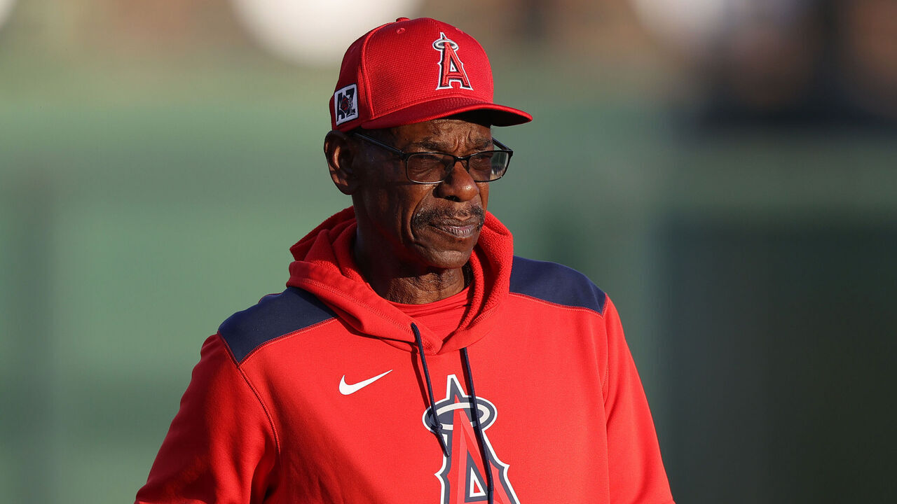 GLENDALE, ARIZONA - FEBRUARY 28: Manager Ron Washington #37 of the Los Angeles Angels walks onto the field prior to the spring training game against the Los Angeles Dodgers at Camelback Ranch on February 28, 2025 in Glendale, Arizona.