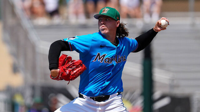 JUPITER, FLORIDA - MARCH 17: Ryan Weathers #35 of the Miami Marlins in the spring training game against the New York Mets at Roger Dean Stadium on March 17, 2025 in Jupiter, Florida.