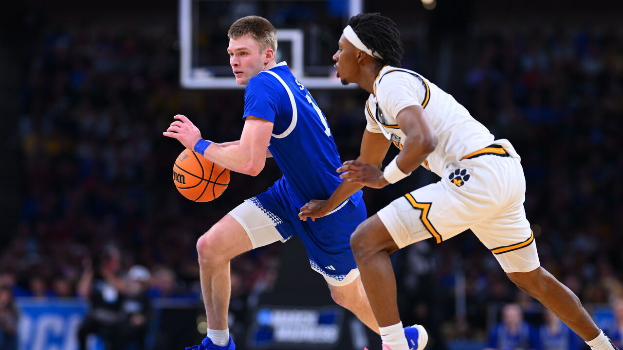 WICHITA, KANSAS - MARCH 20: Bennett Stirtz #14 of the Drake Bulldogs drives the ball against Missouri Tigers during the first round of the 2025 NCAA Men's Basketball Tournament held at INTRUST Arena on March 20, 2025 in Wichita, Kansas.