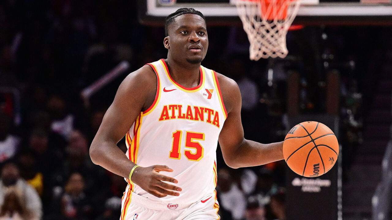 ATLANTA, GA - FEBRUARY 24: Clint Capela #15 of the Atlanta Hawks handles the ball during the game against the Miami Heat on February 24, 2025 at State Farm Arena in Atlanta, Georgia. NOTE TO USER: User expressly acknowledges and agrees that, by downloading and/or using this Photograph, user is consenting to the terms and conditions of the Getty Images License Agreement. Mandatory Copyright Notice: Copyright 2025 NBAE