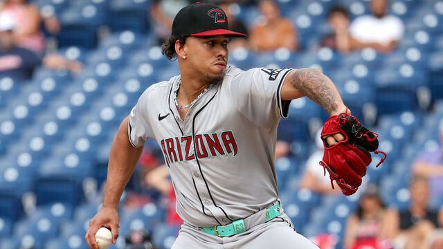 CLEVELAND, OH - AUGUST 07: Arizona Diamondbacks relief pitcher Justin Martinez (63) delivers a pitch to the plate during the ninth inning of game 2 of the the Major League Baseball Interleague game between the Arizona Diamondbacks and Cleveland Guardians on August 7, 2024, at Progressive Field in Cleveland, OH.