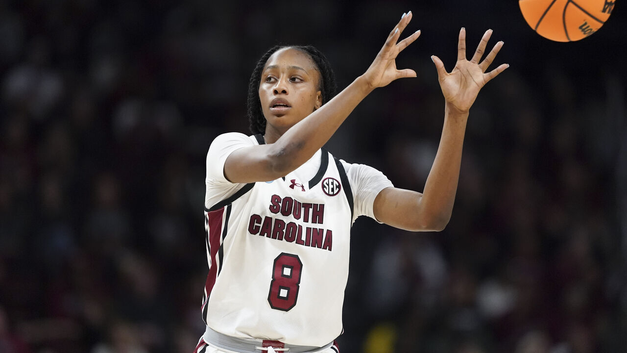 COLUMBIA, SOUTH CAROLINA - MARCH 21: Joyce Edwards #8 of the South Carolina Gamecocks receives a pass during the second half of a first round game against the Tennessee Tech Golden Eagles in the NCAA Women's basketball tournament on March 21, 2025 in Columbia, South Carolina. The South Carolina Gamecocks won 108-48.