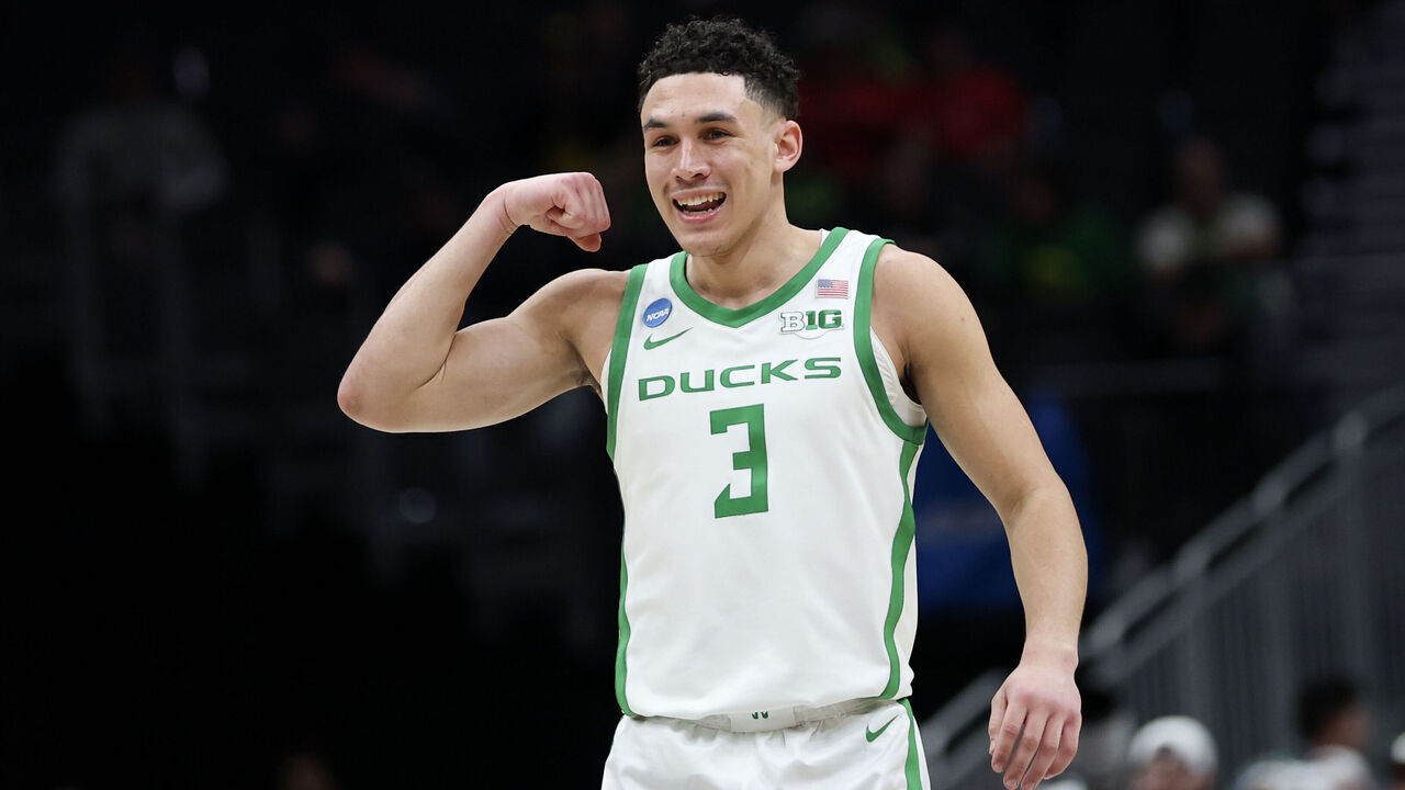 SEATTLE, WASHINGTON - MARCH 21: Jackson Shelstad #3 of the Oregon Ducks reacts after a play during the second half of a game against the Liberty Flames in the first round of the NCAA Men's Basketball Tournament at Climate Pledge Arena on March 21, 2025 in Seattle, Washington.