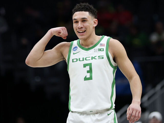 SEATTLE, WASHINGTON - MARCH 21: Jackson Shelstad #3 of the Oregon Ducks reacts after a play during the second half of a game against the Liberty Flames in the first round of the NCAA Men's Basketball Tournament at Climate Pledge Arena on March 21, 2025 in Seattle, Washington.