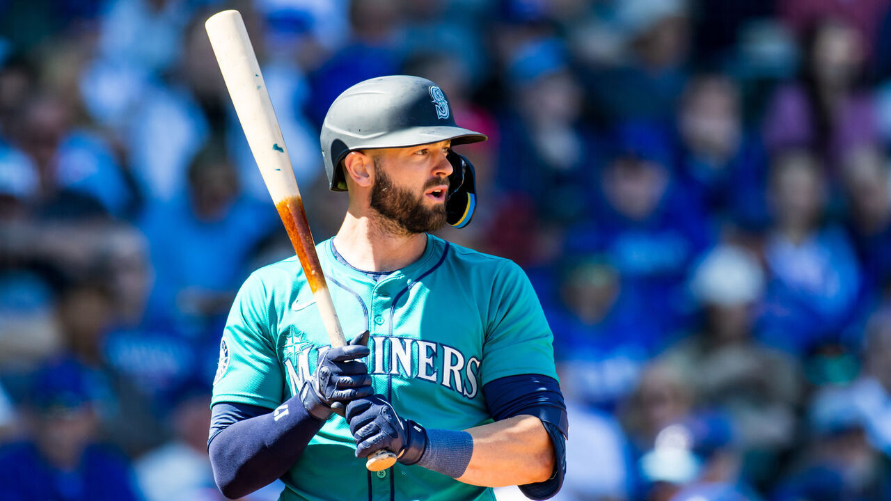 MESA, ARIZONA - MARCH 08: Mitch Haniger #17 of the Seattle Mariners bats during the second inning of a Spring Training game against the Chicago Cubs at Sloan Park on March 08, 2025 in Mesa, Arizona.