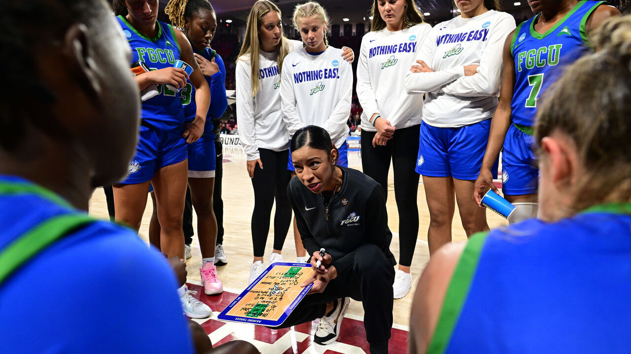 NORMAN, OKLAHOMA - MARCH 22: Head coach Chelsea Lyles of the Florida Gulf Coast University Eagles gives intructions during the First Round of the 2025 NCAA Women's Basketball Tournament held at Lloyd Noble Center on March 22, 2025 in Norman, Oklahoma.