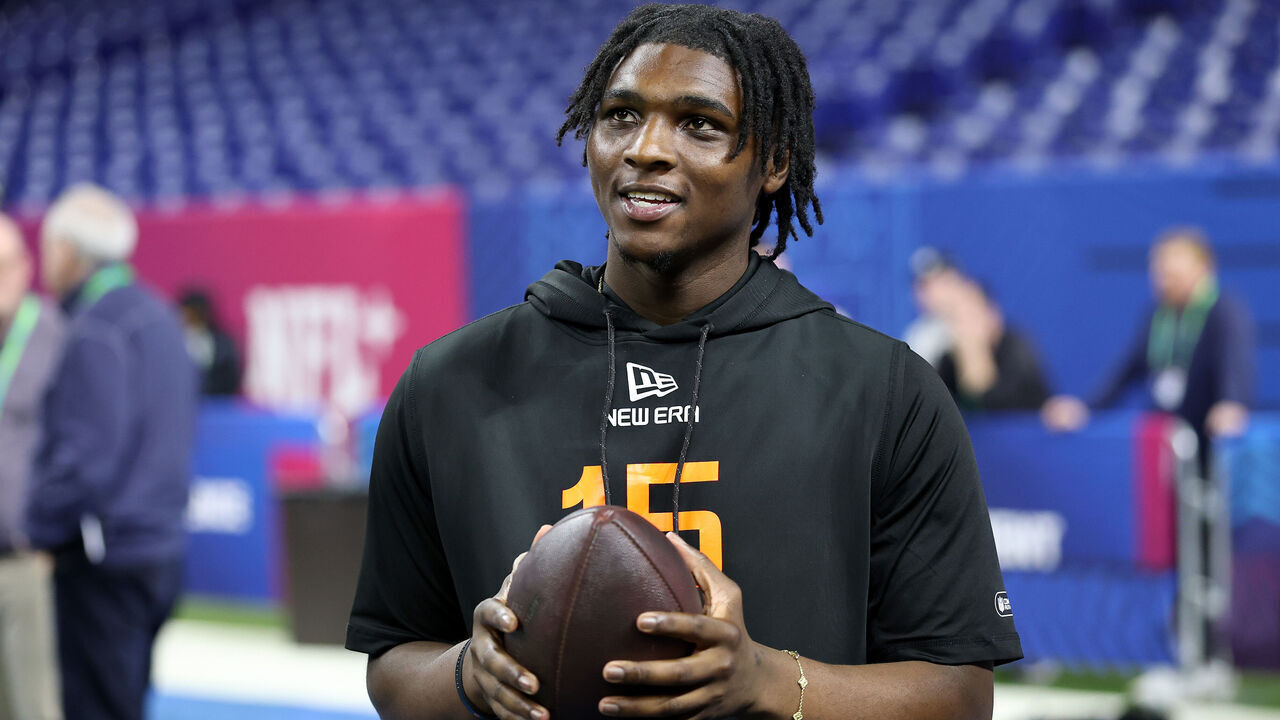 INDIANAPOLIS, INDIANA - MARCH 01: Cameron Ward #QB15 of Miami-FL looks o during the NFL Scouting Combine at Lucas Oil Stadium on March 01, 2025 in Indianapolis, Indiana.