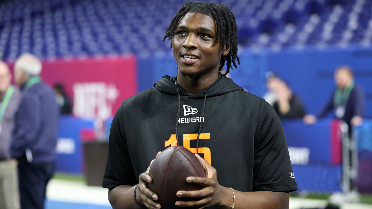 INDIANAPOLIS, INDIANA - MARCH 01: Cameron Ward #QB15 of Miami-FL looks o during the NFL Scouting Combine at Lucas Oil Stadium on March 01, 2025 in Indianapolis, Indiana.