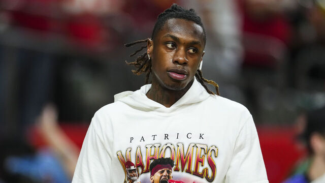 NEW ORLEANS, LA - FEBRUARY 09: Xavier Worthy #1 of the Kansas City Chiefs warms up prior to the NFL Super Bowl 59 football game against the Philadelphia Eagles at Caesars Superdome on February 9, 2025 in New Orleans, Louisiana.