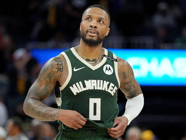 SAN FRANCISCO, CALIFORNIA - MARCH 18: Damian Lillard #0 of the Milwaukee Bucks reacts untucking his jersey after the Golden State Warriors defeated the Bucks 104-93 at Chase Center on March 18, 2025 in San Francisco, California.
