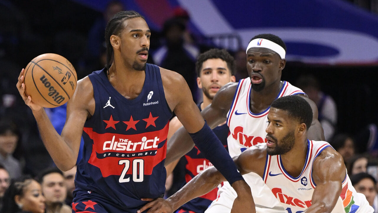 PHILADELPHIA, PA - MARCH 26: Alexandre Sarr #20 of the Washington Wizards looks to pass the ball during the game against the Philadelphia 76ers on March 26, 2025 at the Wells Fargo Center in Philadelphia, Pennsylvania NOTE TO USER: User expressly acknowledges and agrees that, by downloading and/or using this Photograph, user is consenting to the terms and conditions of the Getty Images License Agreement. Mandatory Copyright Notice: Copyright 2025 NBAE