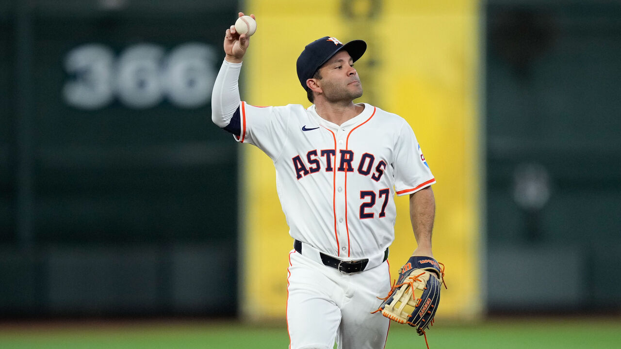 HOUSTON, TX - MARCH 27: Jose Altuve #27 of the Houston Astros reacts after making a catch for an out in the first inning during the game between the New York Mets and the Houston Astros at Daikin Park on Thursday, March 27, 2025 in Houston, Texas.