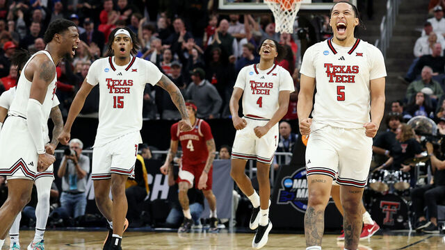 SAN FRANCISCO, CALIFORNIA - MARCH 27: Darrion Williams #5 of the Texas Tech Red Raiders and teammates react during the second half against the Arkansas Razorbacks in the West Regional Sweet Sixteen round of the NCAA Men's Basketball Tournament at Chase Center on March 27, 2025 in San Francisco, California.