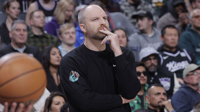 SACRAMENTO, CA - MARCH 17: Head Coach Taylor Jenkins of the Memphis Grizzlies looks on during the game against the Sacramento Kings on March 17, 2025 at Golden 1 Center in Sacramento, California. NOTE TO USER: User expressly acknowledges and agrees that, by downloading and or using this photograph, User is consenting to the terms and conditions of the Getty Images Agreement. Mandatory Copyright Notice: Copyright 2025 NBAE