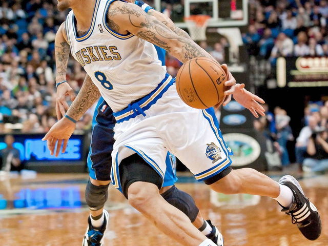 GIF: Michael Beasley tries to eat a basketball in China